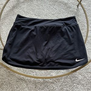 Nike Dri Fit Skirt Medium